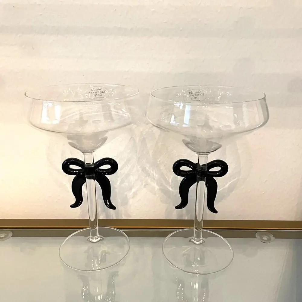 Unbranded black bow